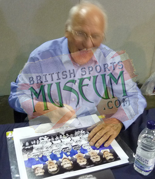 Chelsea 1954/55 League Champions Hand Signed by 6 Legends Montage 23x19in Framed