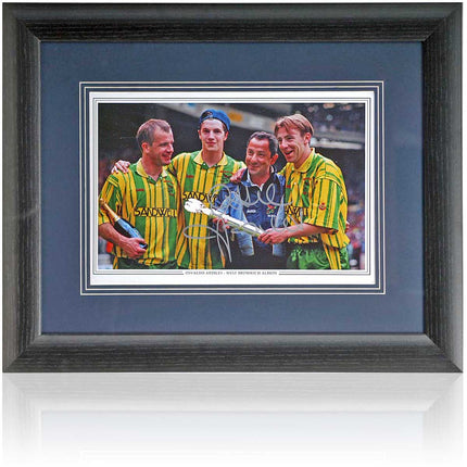 Ossie Ardiles West Bromwich Albion Hand Signed Photograph 15x19" Framed