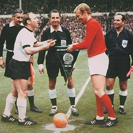 Retro Football 1966 World Cup Replica 25 Panel Size 5 Orange Leather Ball New Unbranded