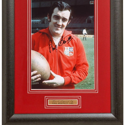 Phil Bennett Welsh Ruby Legend Hand Signed Photograph 15x19" Framed