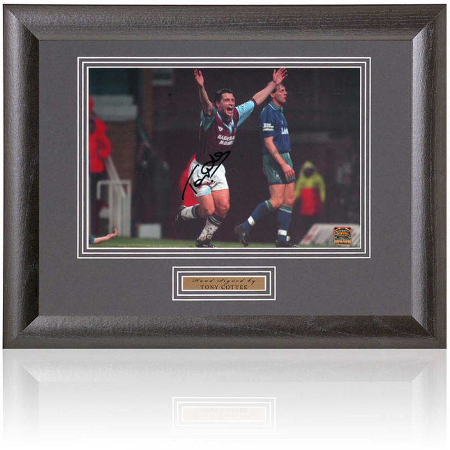 Tony Cottee West Ham United Legend Hand Signed Photograph 15x19" Framed