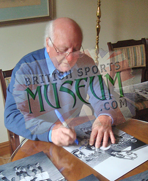 Jeff Whitefoot Nottingham Forest Hand Signed Photograph 23x19" Framed